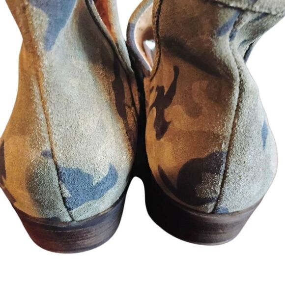 Lucky Brand Green and Brown Ankle Booties with Artistic Design - Picture 2 of 8